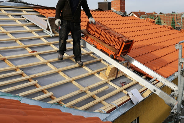 RÉNOVATION TOITURE ARDOISE & TUILE